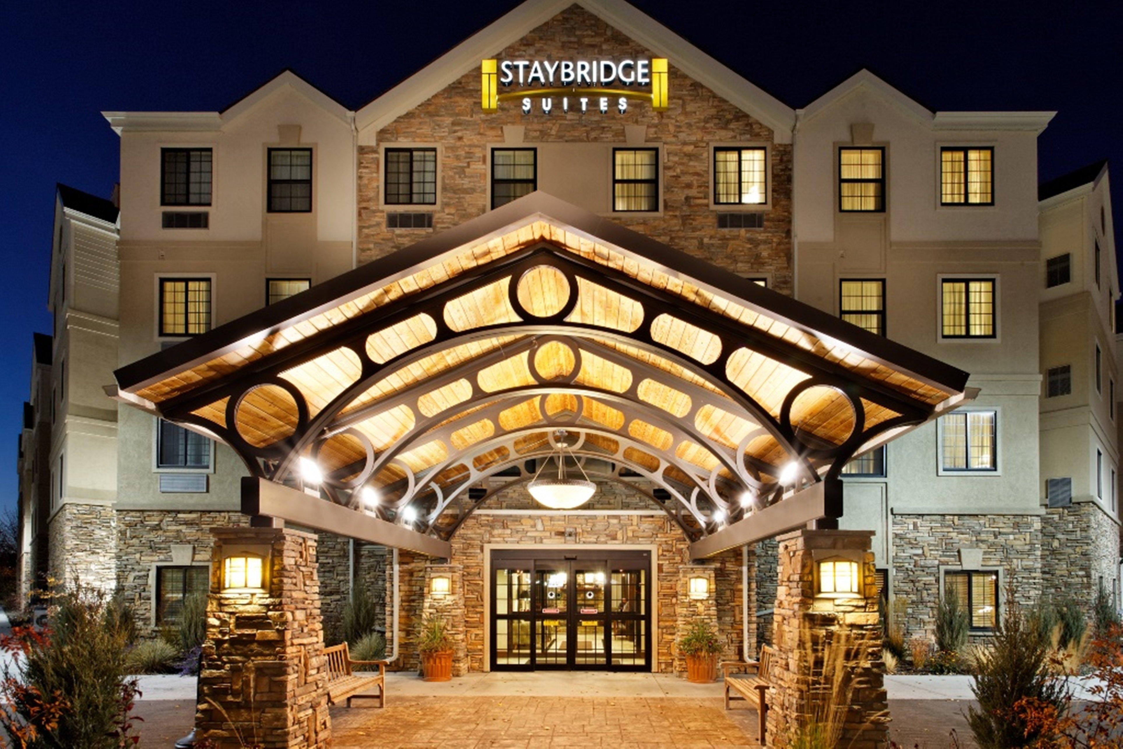 Staybridge Suites Dearborn By Ihg Zewnętrze zdjęcie