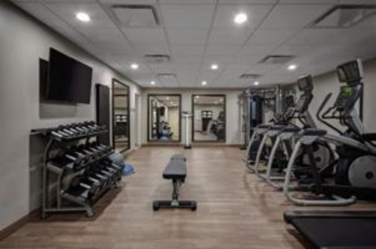 Staybridge Suites Dearborn By Ihg Zewnętrze zdjęcie