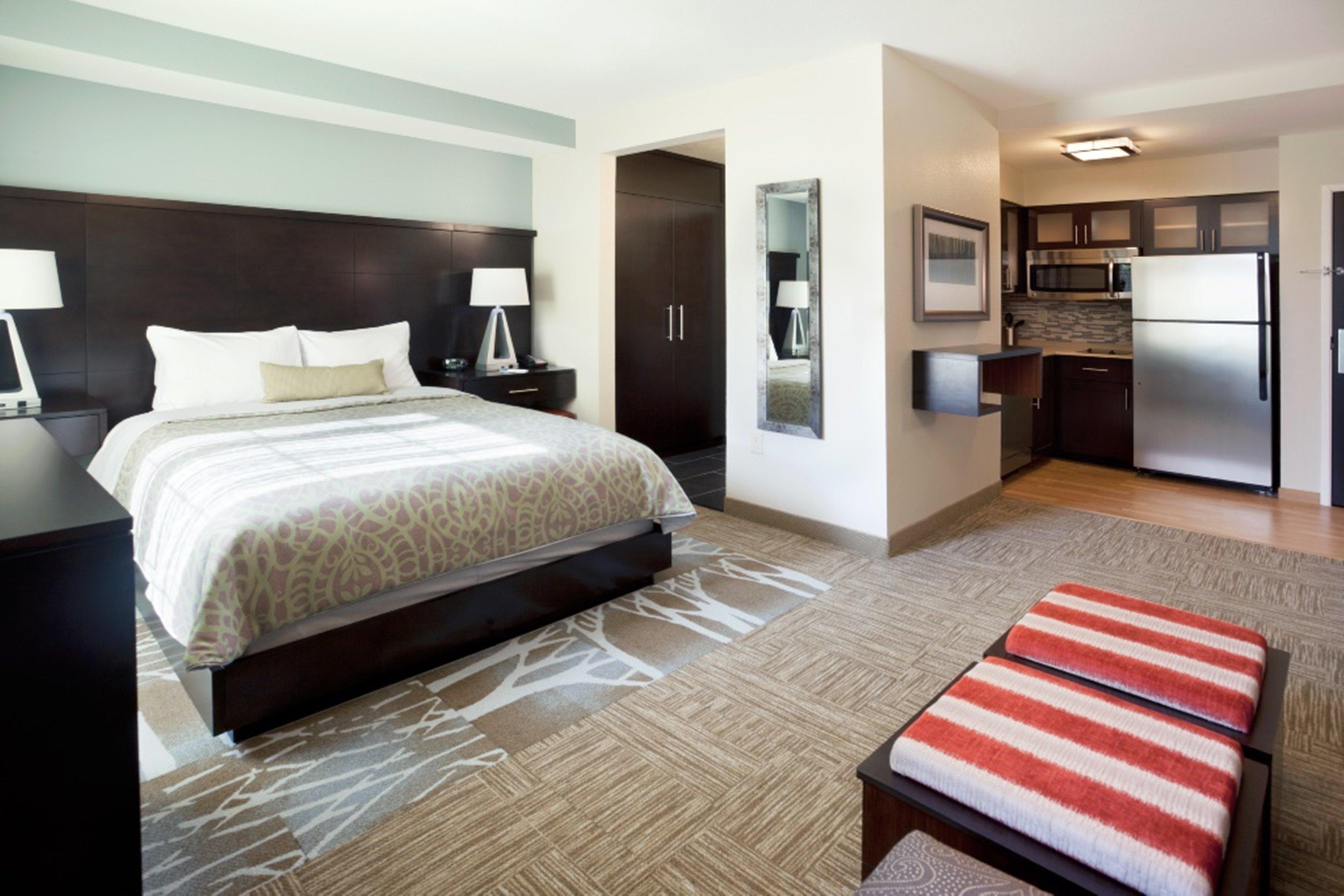Staybridge Suites Dearborn By Ihg Zewnętrze zdjęcie
