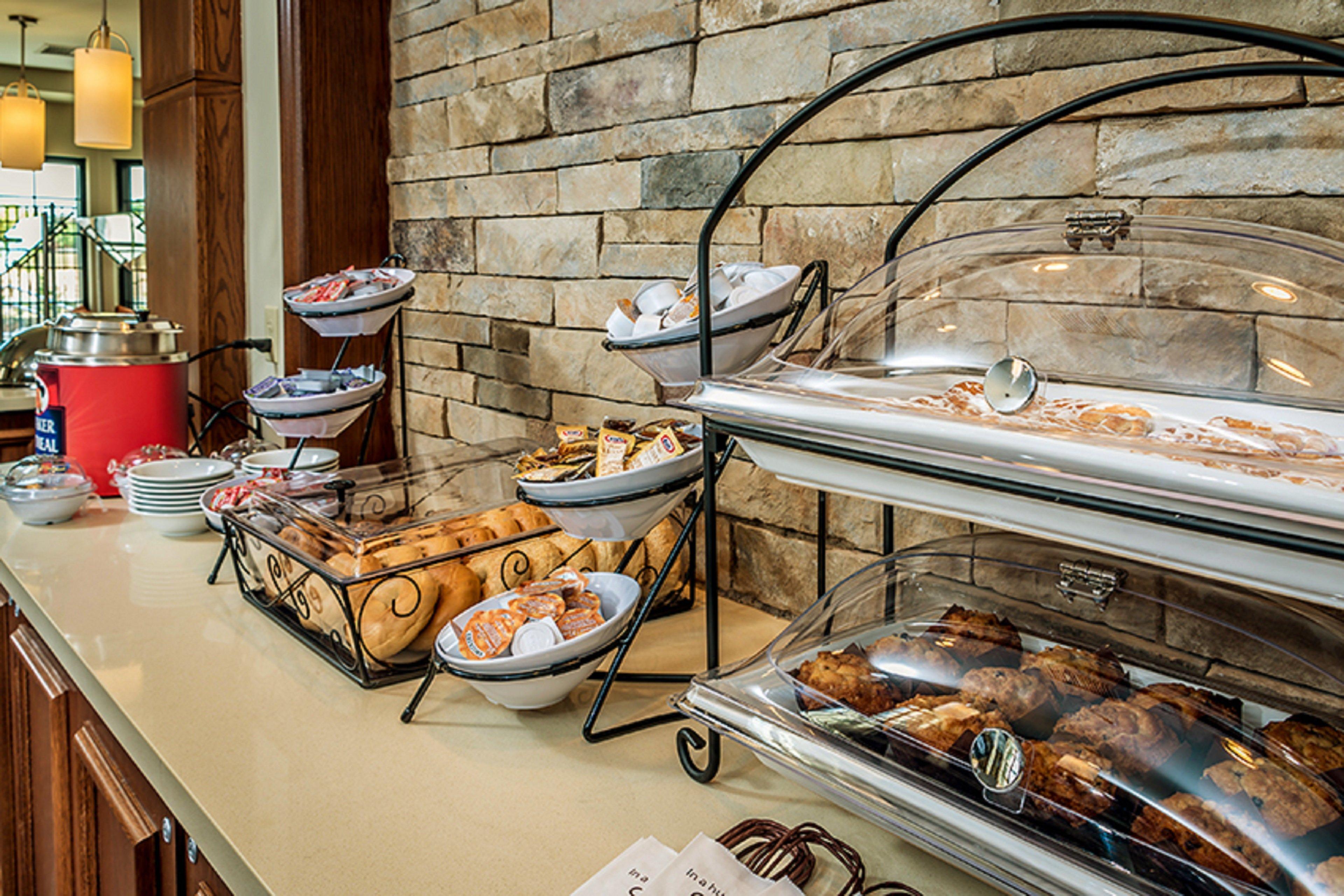 Staybridge Suites Dearborn By Ihg Zewnętrze zdjęcie