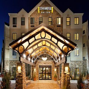 Staybridge Suites Dearborn By Ihg Zewnętrze zdjęcie